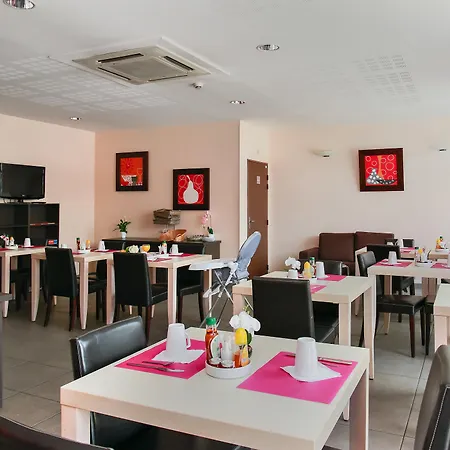 图卢兹机场普瑞康福特公寓式酒店 圖盧茲